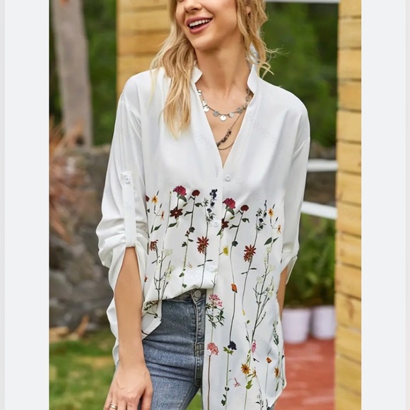 V Neck Sheer Rolled Tabs Sleeve Blouse Size M White Feminine Bohemian. - Picture 1 of 10